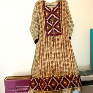 Pakistan ladies Kurta and Duppta